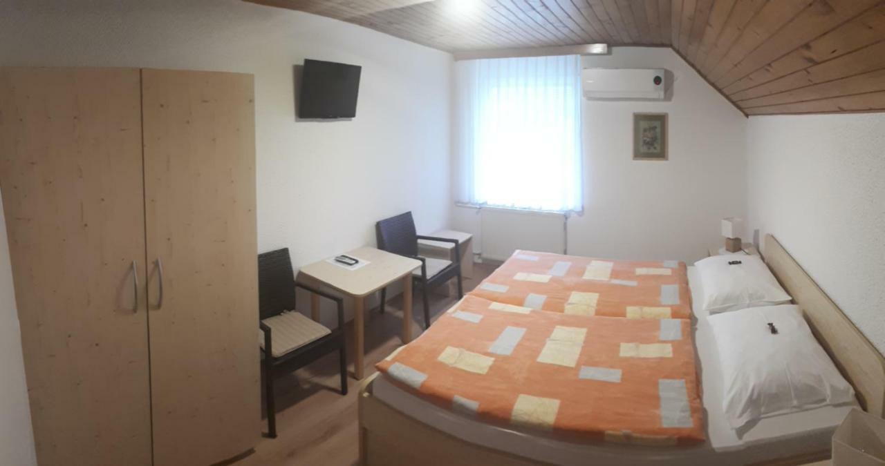 Rooms-Apartment Renata Bled Esterno foto